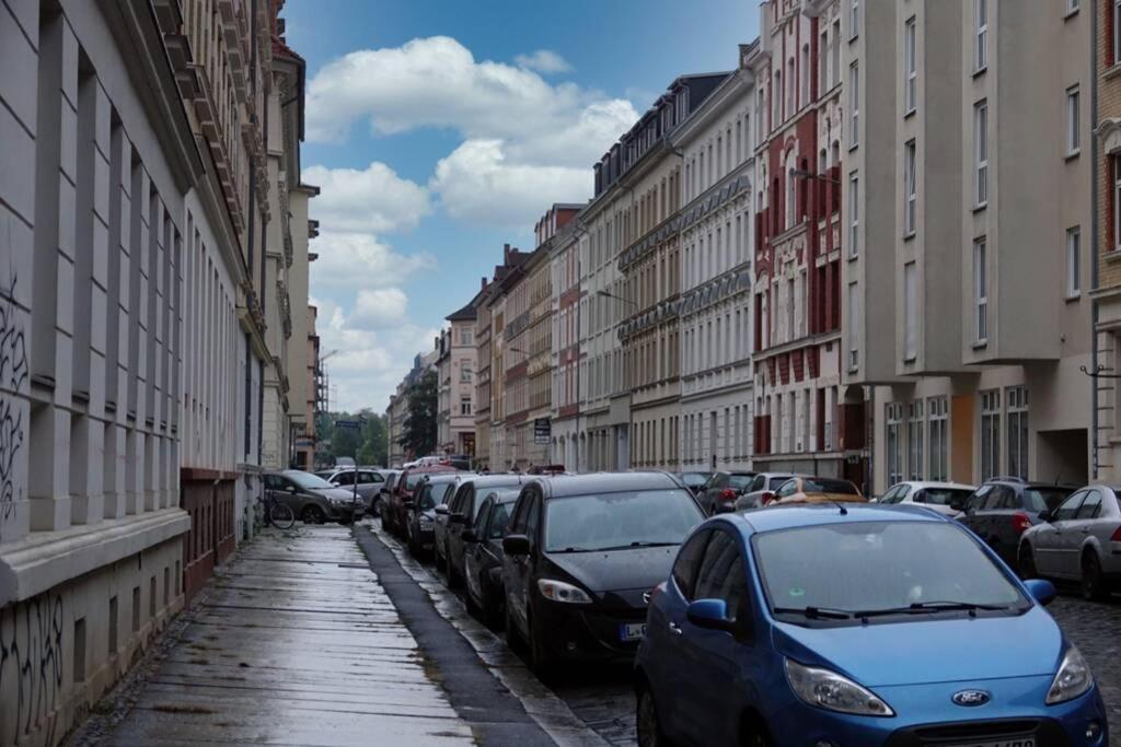 Gut Und Guenstig In Leipzig - Zentrumsnah - Inkl Fahrraeder & Netflix Bagian luar foto